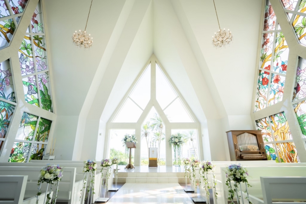 沖縄の結婚式_沖縄ウェディングフォト北谷店は前撮り/結婚写真/結婚式/ビーチウェディングフォト/ビーチ挙式/ドローン撮影も対応
