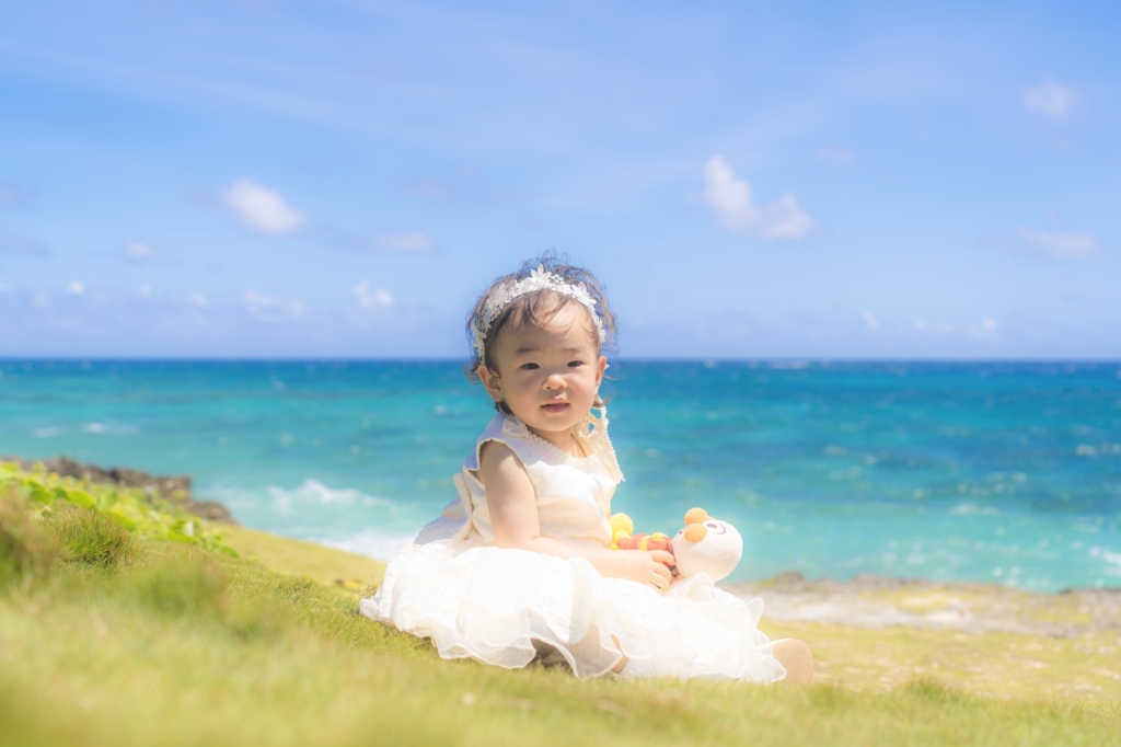 宮古島のフォトウェディング_宮古島ウェディングフォトは前撮り/結婚写真/結婚式/ビーチウェディングフォト/ビーチ挙式/ドローン撮影も対応