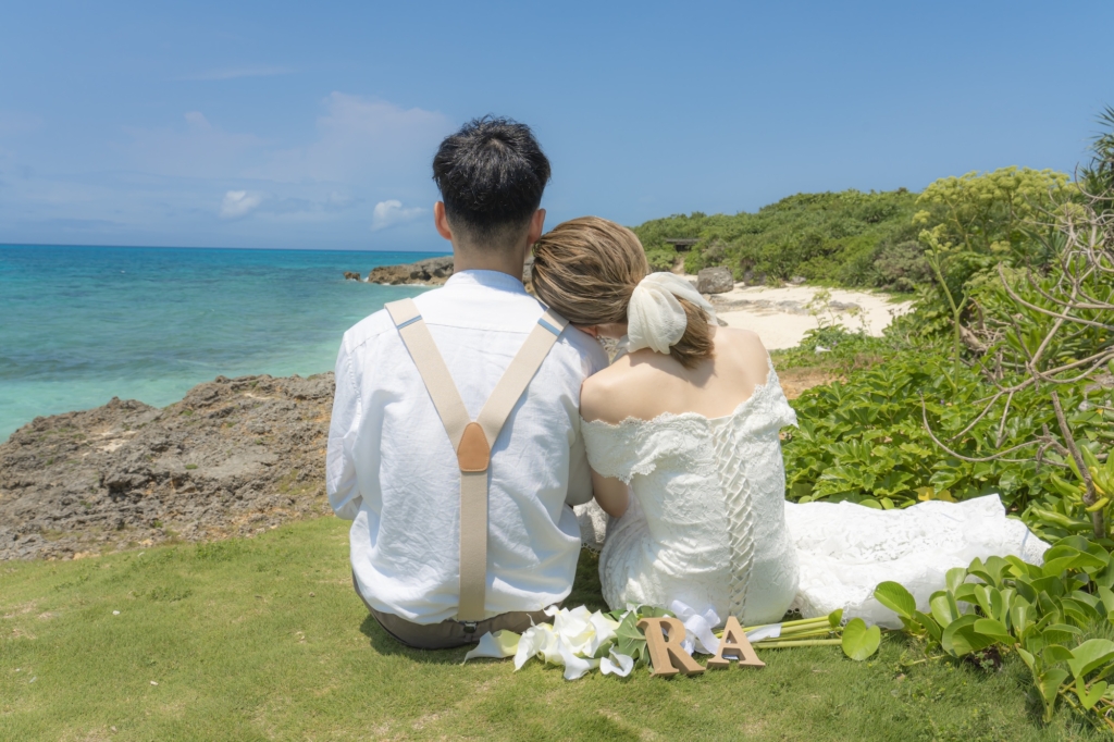 沖縄のフォトウェディング__沖縄ウェディングフォト北谷店は前撮り/結婚写真/結婚式/ビーチウェディングフォト/ビーチ挙式/ドローン撮影も対応