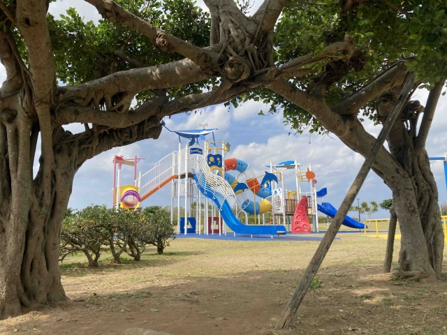 沖縄の砂辺馬場公園